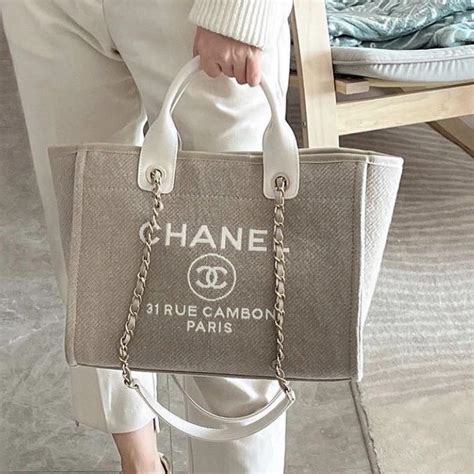 sac deauville chanel|Chanel boutique.